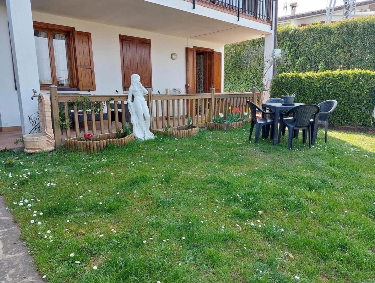 Jolie Maison De Garde Soiano Del Lago Bagian luar foto